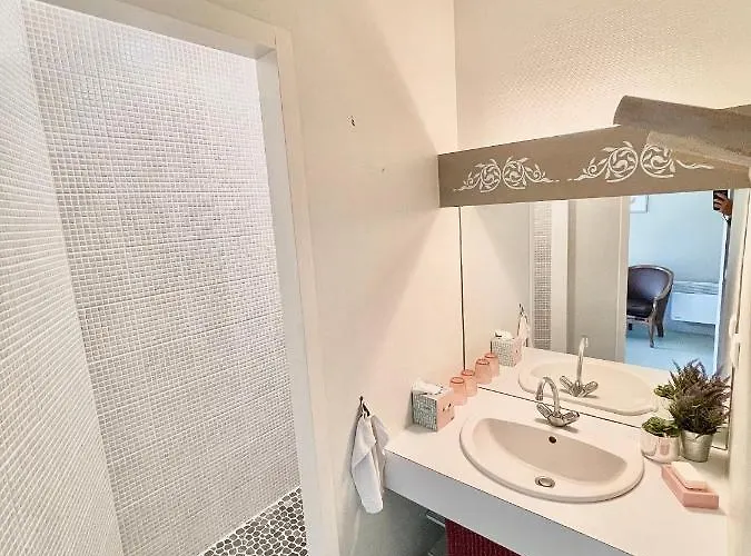 Pensión Domaine De Laléard Saint-Hilaire-de-Villefranche