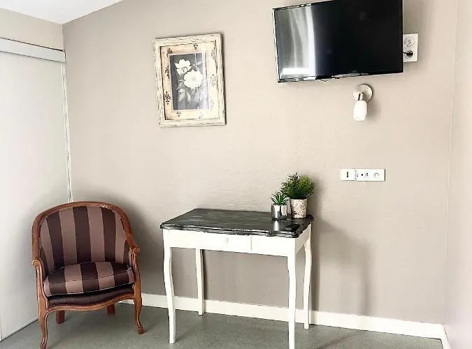 Domaine De Laléard 3*