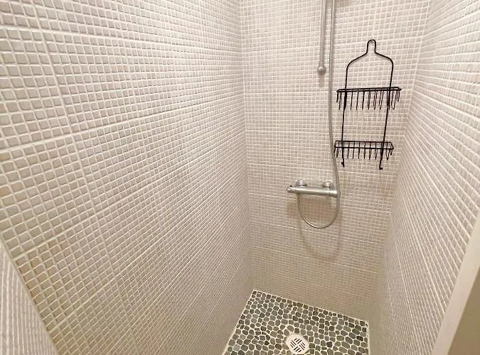 Domaine De Laléard 3* Saint-Hilaire-de-Villefranche