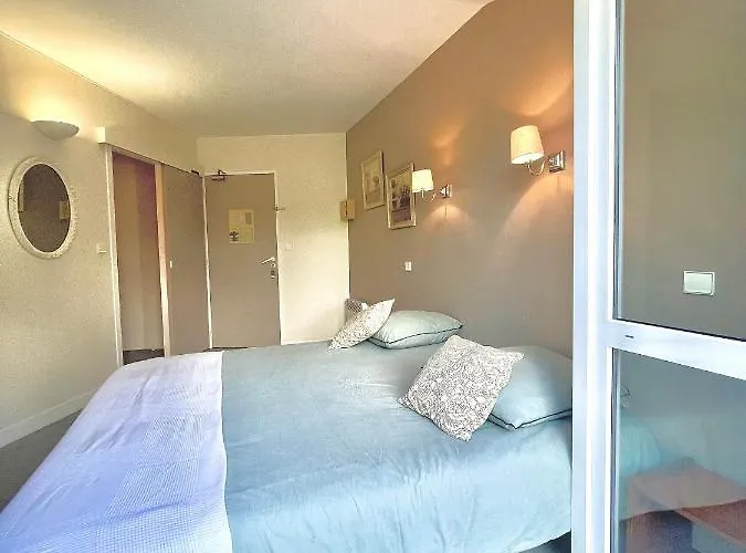 Domaine De Laléard Pensión 3*