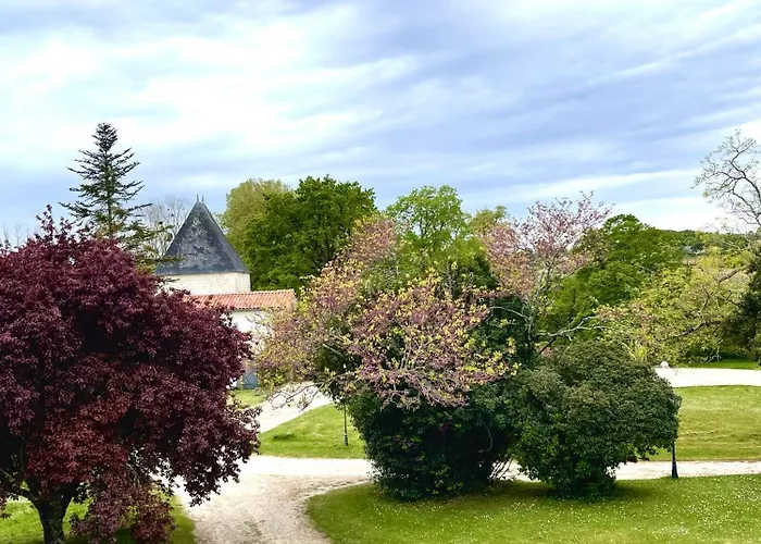 Domaine De Laléard Saint-Hilaire-de-Villefranche